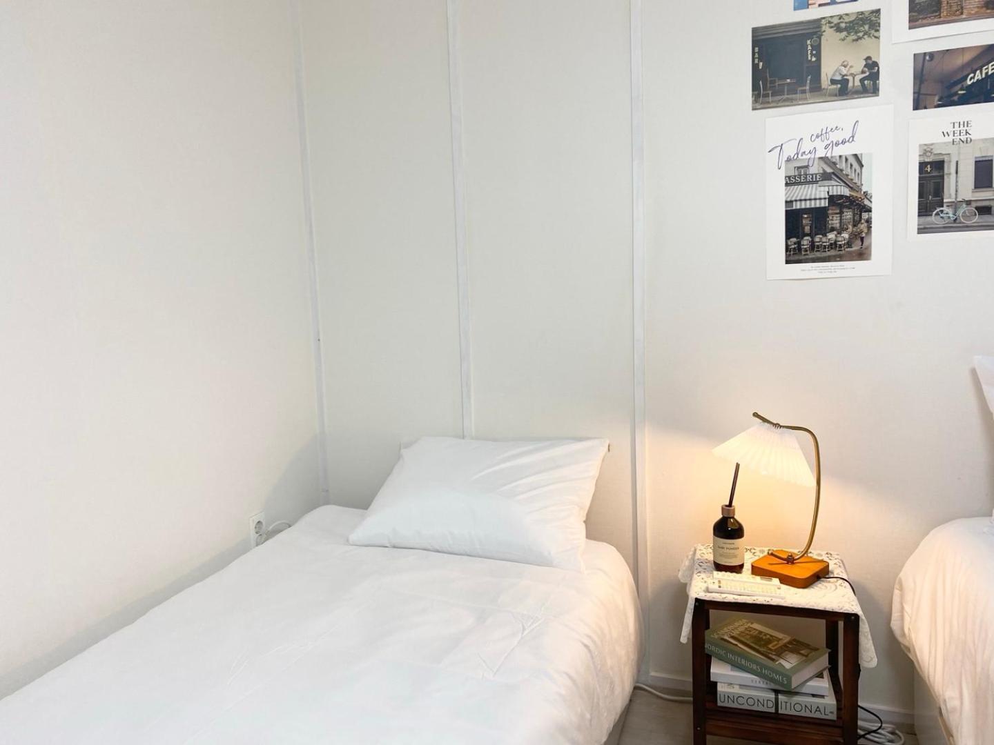 Hongdae Cozy42 Seoul