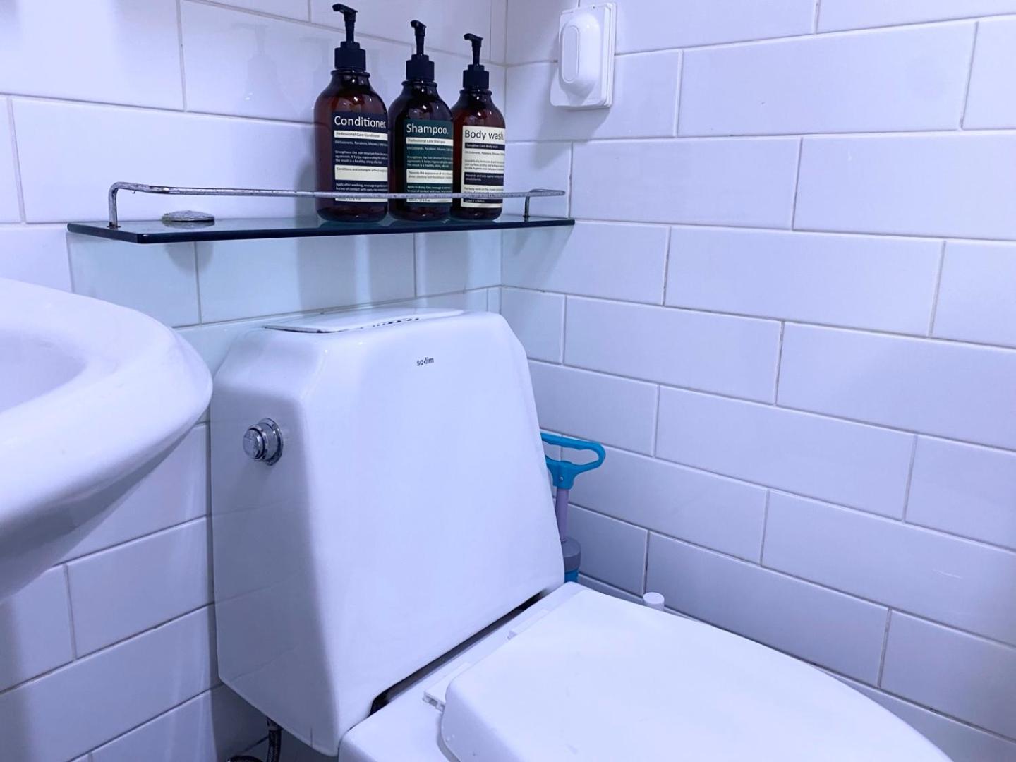 Hongdae Cozy42 Bed & Breakfast Seoul