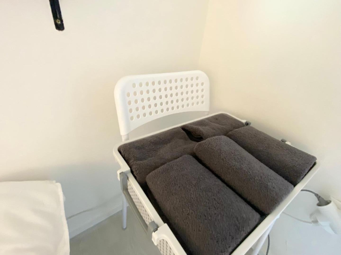 Hongdae Cozy42 Bed & Breakfast